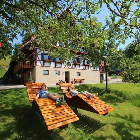 Kasimir Hof * Seebach